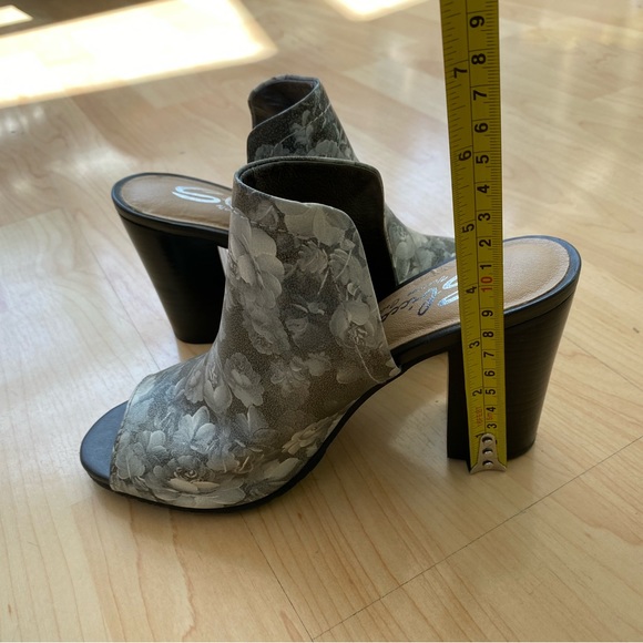 Sbicca Vintage Scenic Faux Leather Size 7 - Picture 4 of 5